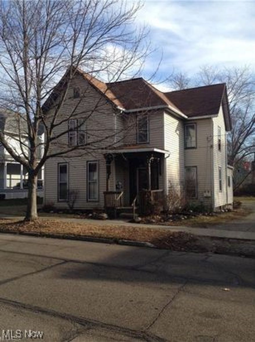 Who is looking for that free living house Hack? This is your chance to live in one side and lease out the rest, zero basing your living expenses! This is also perfect for someone looking to get into multi-family investment properties. Owner paid utilities and sewer are $518/monthly. Property is located in very well desired Wooster Ohio. The owner would even consider owner financing a large portion of your purchase with $70,000 down. Conventional mortgages and cash are also options.  The apartments are leased  month to month now at-Apt B-$750/Monthly. Apt C-$625/Monthly. Apt D-$800/Monthly.  There is laundry space in the basement.