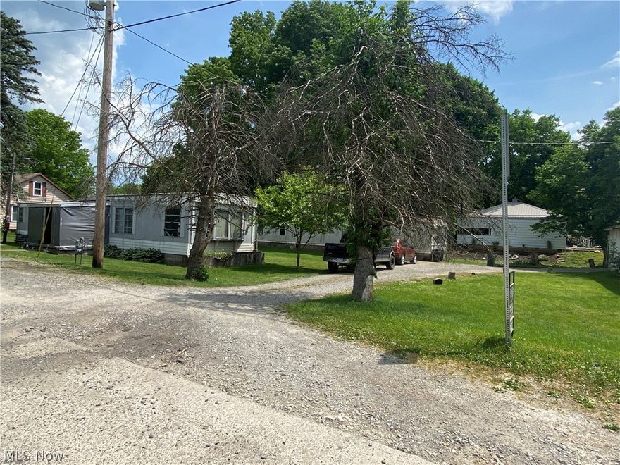 Attention investors! This property has two mobile homes and a garage all being sold together. Unit 1 rents for $350/month it has 2 bedrooms, unit 2 rents for $425/month also 2 bedrooms, and the garage rents for $65/month. Call today to schedule a showing.