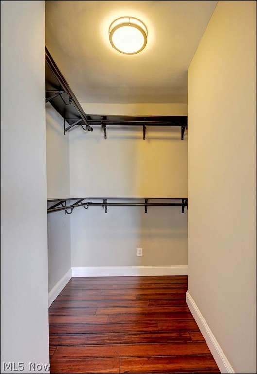 Marine Towers East - Residential