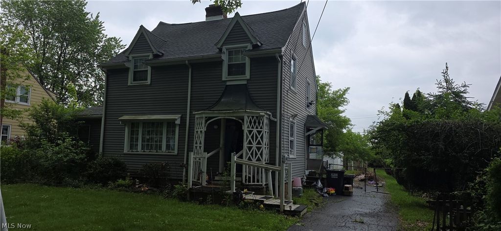Photo of 41 Crestline Place, Boardman, OH 44512 (MLS # 5214510)