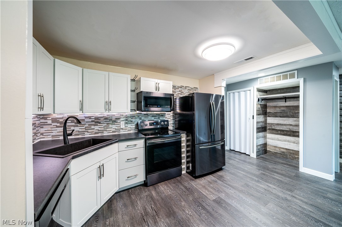 King James South Condo B - Residential