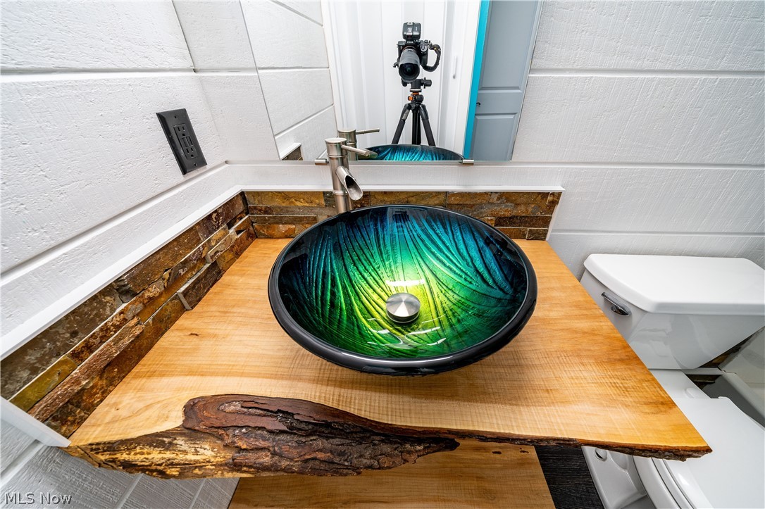 King James South Condo B - Residential