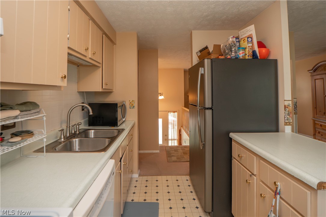 Ledgewood Condo - Residential