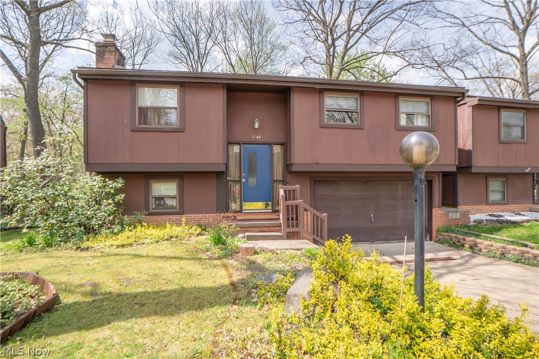 Ledgewood Condo - Residential