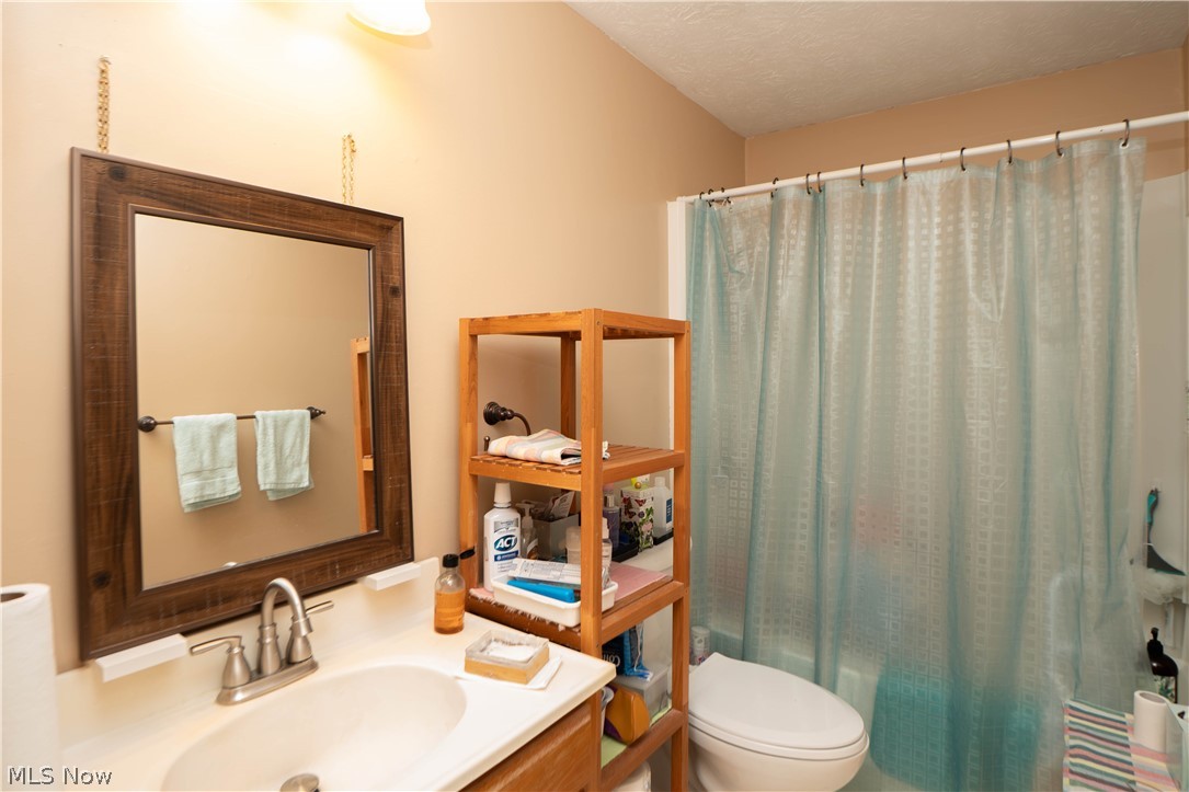 Ledgewood Condo - Residential