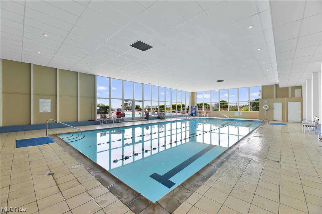 Carlyle Condo - Residential Lease