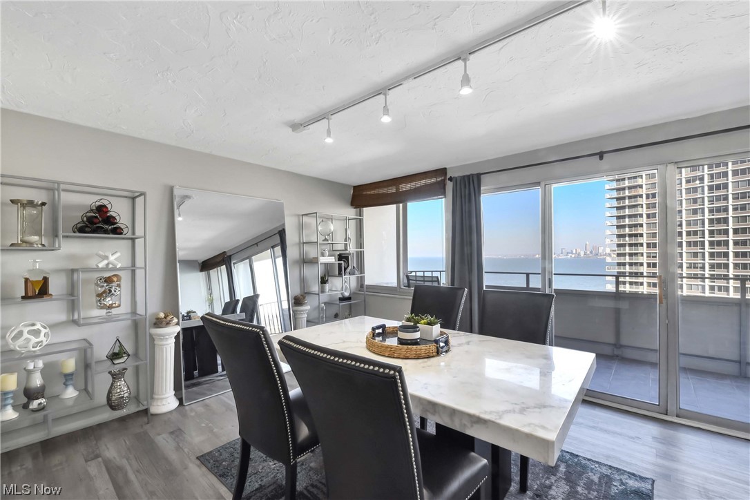 Carlyle Condo - Residential Lease