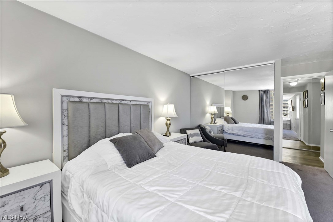 Carlyle Condo - Residential Lease