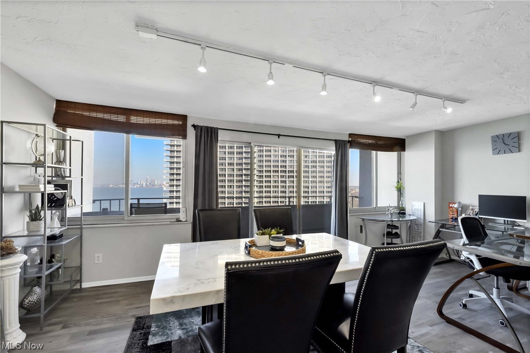 Carlyle Condo - Residential Lease