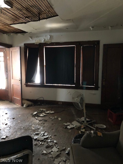 Colonial Heights 04 - Residential Income