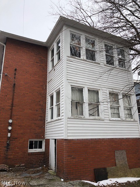 Colonial Heights 04 - Residential Income