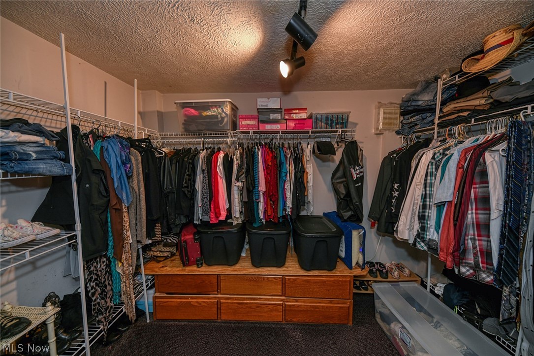 Twin Hills - Residential