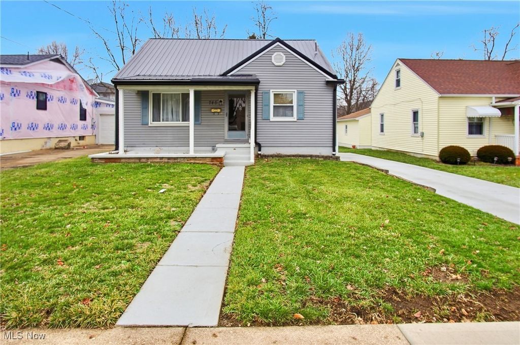 Photo of 745 E Fair Avenue, Lancaster, OH 43130 (MLS # 5180634)