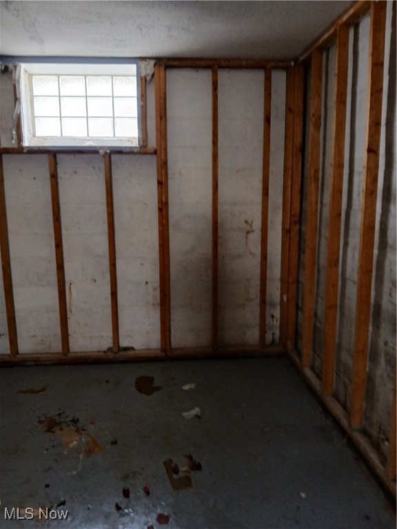 230 E 211th Street, Euclid, Ohio image 36