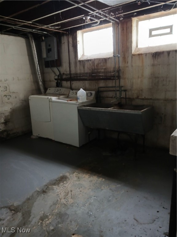 230 E 211th Street, Euclid, Ohio image 38