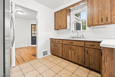 Tiny photo for 3114 North Avenue, Parma, OH 44134 (MLS # 5240114)