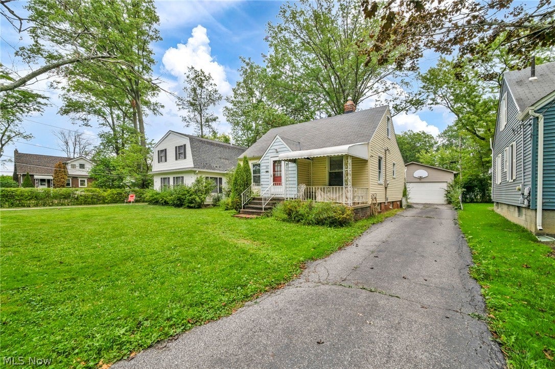 111 Forest Hill Drive