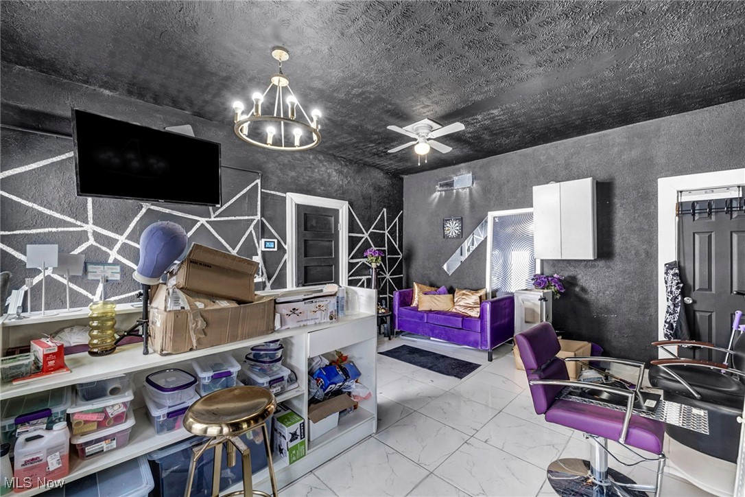 Bower & Bracks - Commercial Sale