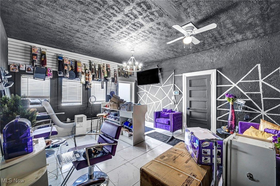 Bower & Bracks - Commercial Sale