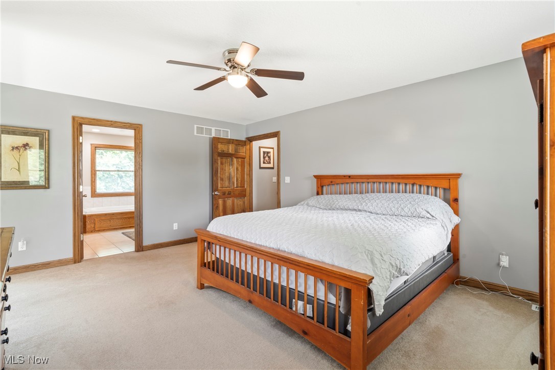 Poland, Ohio 44514, United States, 4 Bedrooms Bedrooms, ,3 BathroomsBathrooms,Residential,Pending,155765