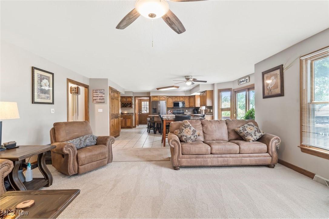 Poland, Ohio 44514, United States, 4 Bedrooms Bedrooms, ,3 BathroomsBathrooms,Residential,Pending,155765