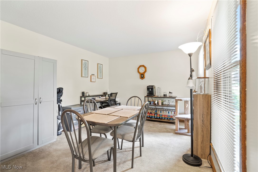 Poland, Ohio 44514, United States, 4 Bedrooms Bedrooms, ,3 BathroomsBathrooms,Residential,Pending,155765