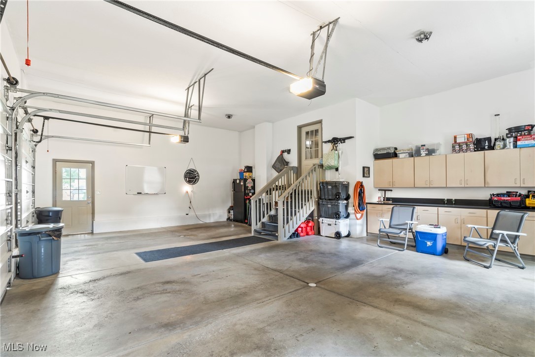 Poland, Ohio 44514, United States, 4 Bedrooms Bedrooms, ,3 BathroomsBathrooms,Residential,Pending,155765