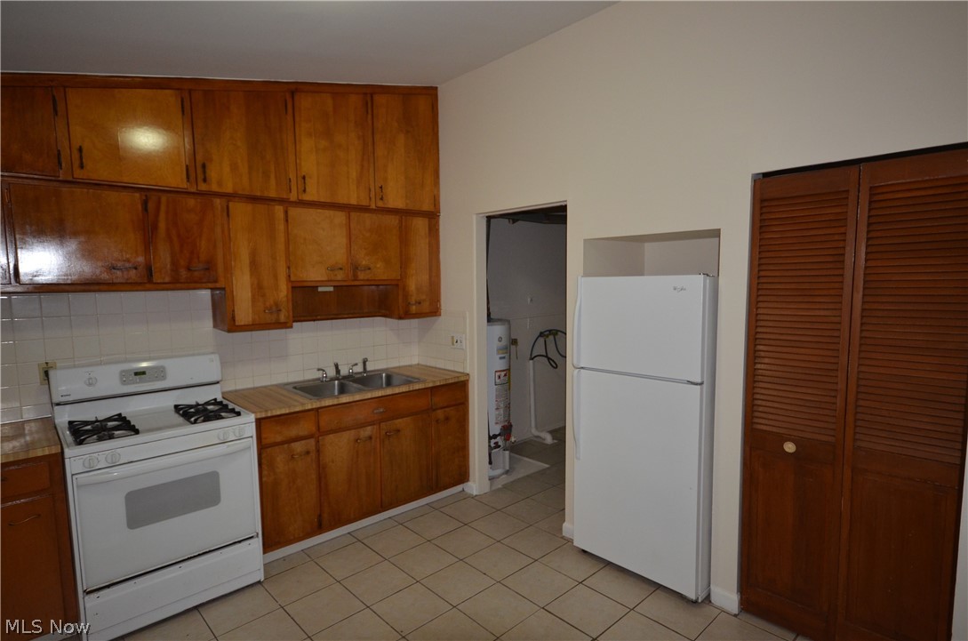 Coventry 10 - Residential Income