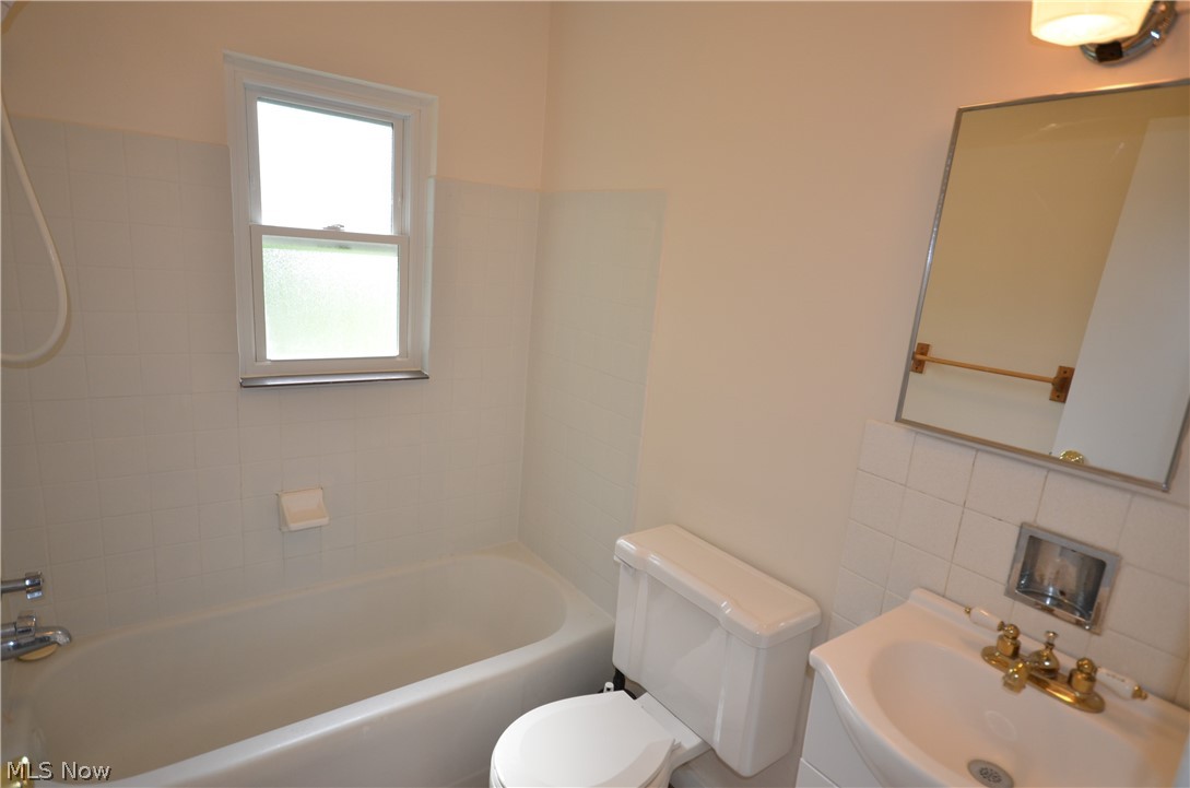 Coventry 10 - Residential Income