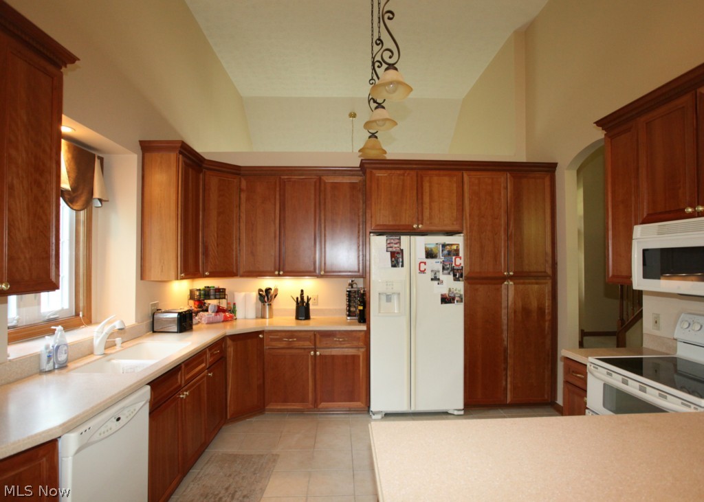 Lismore Court/Waterford Xing S - Residential