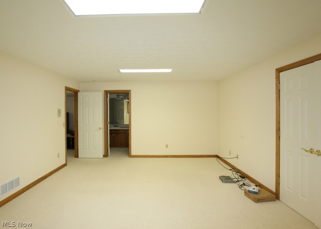 Lismore Court/Waterford Xing S - Residential