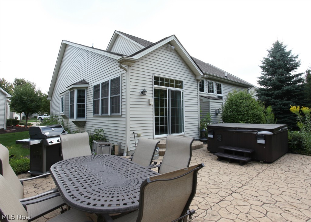 Lismore Court/Waterford Xing S - Residential