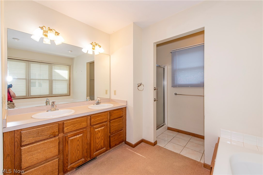 Briarthorn Condo - Residential