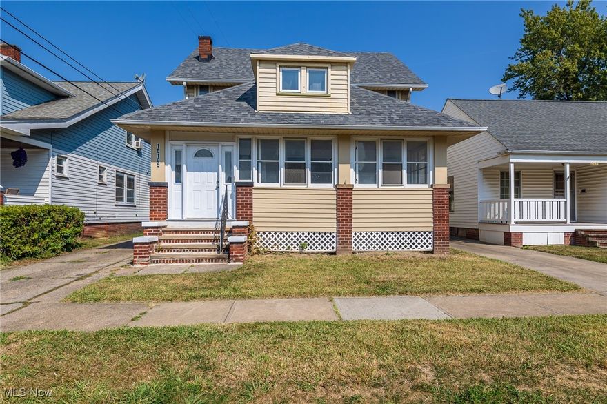 Great remodeled duplex.  upper unit 1 bedroom and 1 full bath CMHA rent $1091.00.  Lower unit 2-bedroom 1 full bath rent $800 per month. Photos are for the lower unit view upper unit with a successful offer.