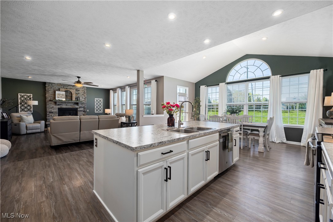 6092 Yale Court, North Ridgeville, Ohio image 15