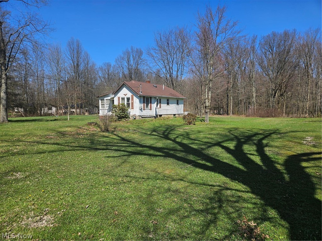 Photo 1 of 29 — 7631 Mines Road SE, Howland, OH 44484