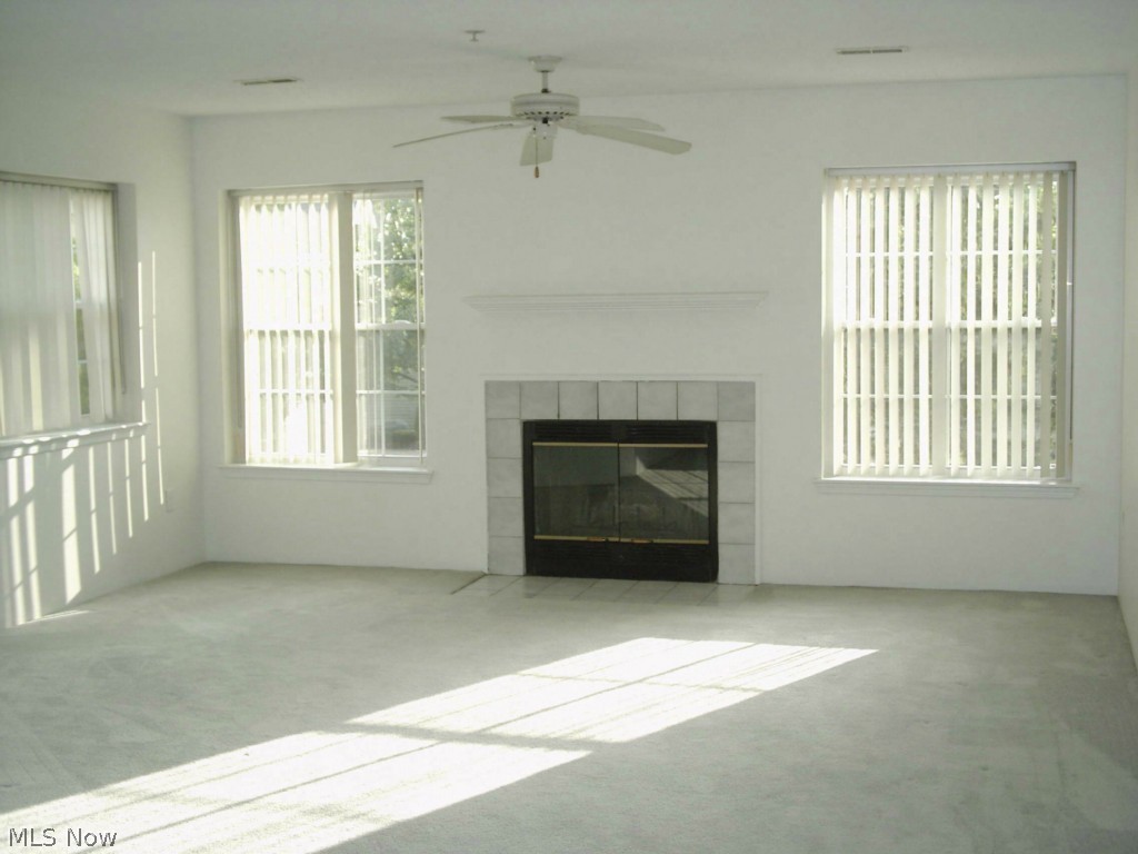 Foxhollow@woodhawk - Residential Lease