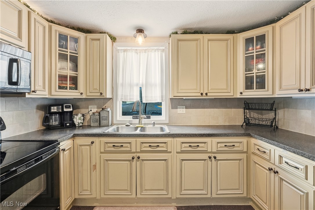 Heslop Morning View - Residential