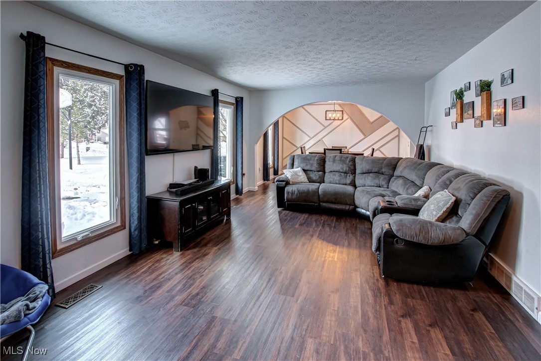 Eagle Oaks - Residential