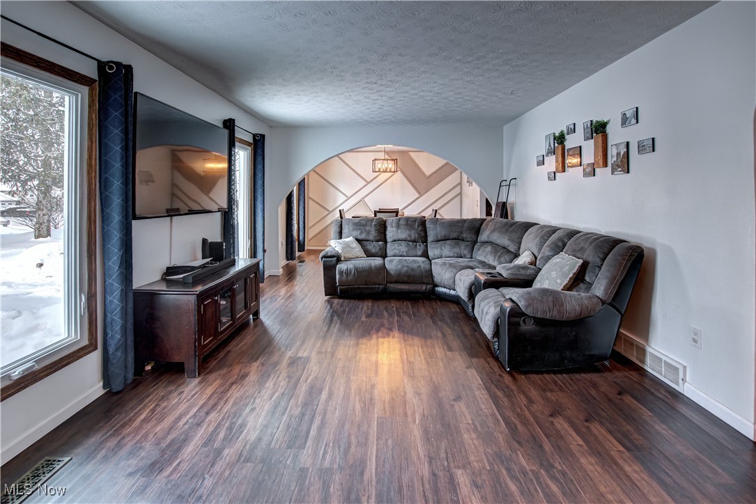 Eagle Oaks - Residential