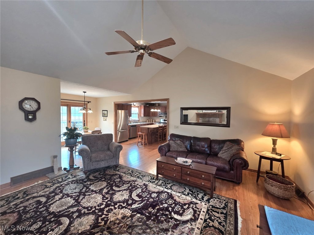 10559 Vaughn Road, Mantua, Ohio image 5