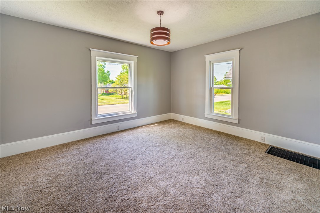 Navarre Village - Residential