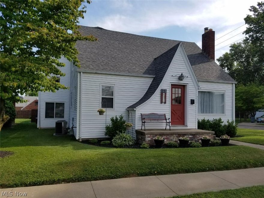 Beautiful 6 bedroom home on a corner lot just one block from Spencer Park.  House is much larger inside than it appears.  Two bedrooms on main level, one with adjoining half bath.  Main level also offers a full bath with tile walk in shower. and a separate laundry room.  Four bedrooms on second level.  Master suite is HUGE, enough room for sitting area, with private newly renovated bathroom in 2015.  Full hall bath upstairs also renovated in 2015.  
All window except sun porch were replaced in 2015  Basement could be possible usable area, but ceiling is not finished.  Current owner has carpet in some areas in basement with furniture.  Two Central heat and air units.  Gas furnace in front of home installed in 2014 with A/C replaced under warranty in 2017.  Electric heat and air for back of house. There is a nice relaxing above pool with deck.  Enough off street parking for 4 - 5 cars.  Beautiful home inside and out.