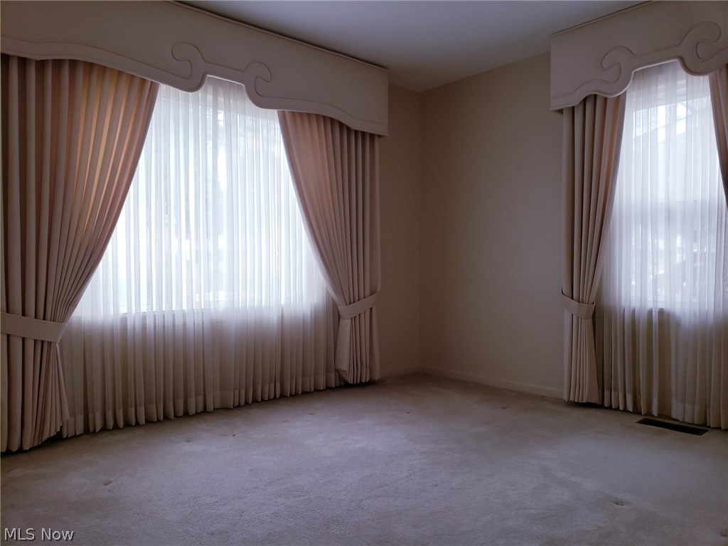 Knollwood - Residential