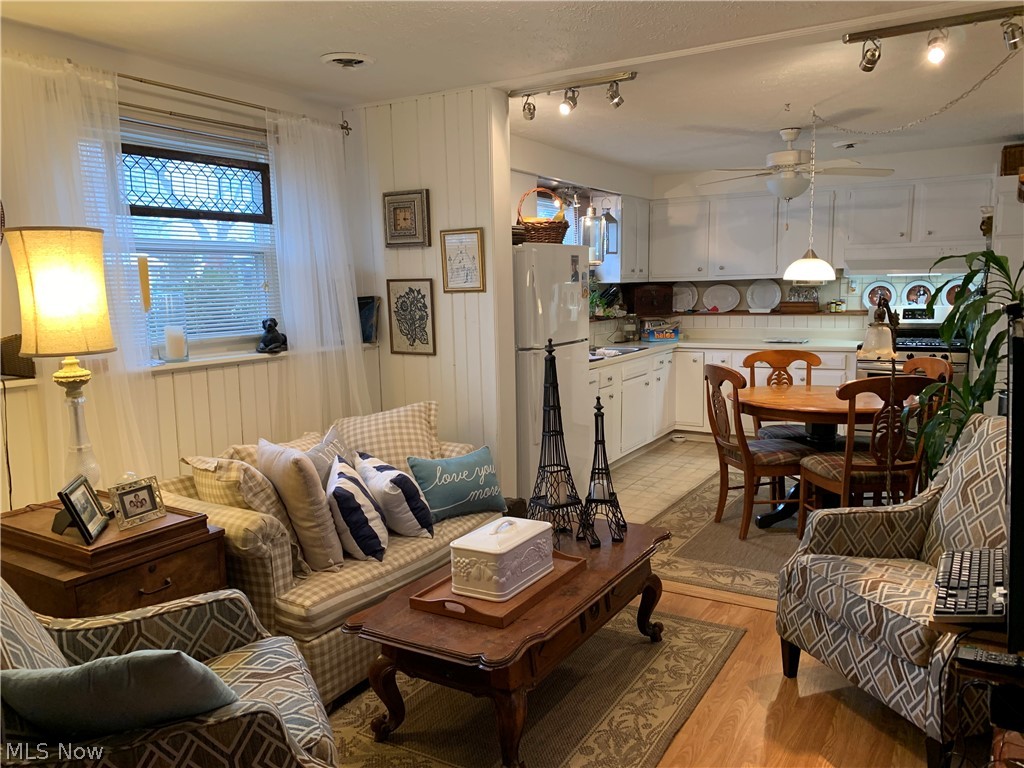 Imperial Meadows Sub - Residential