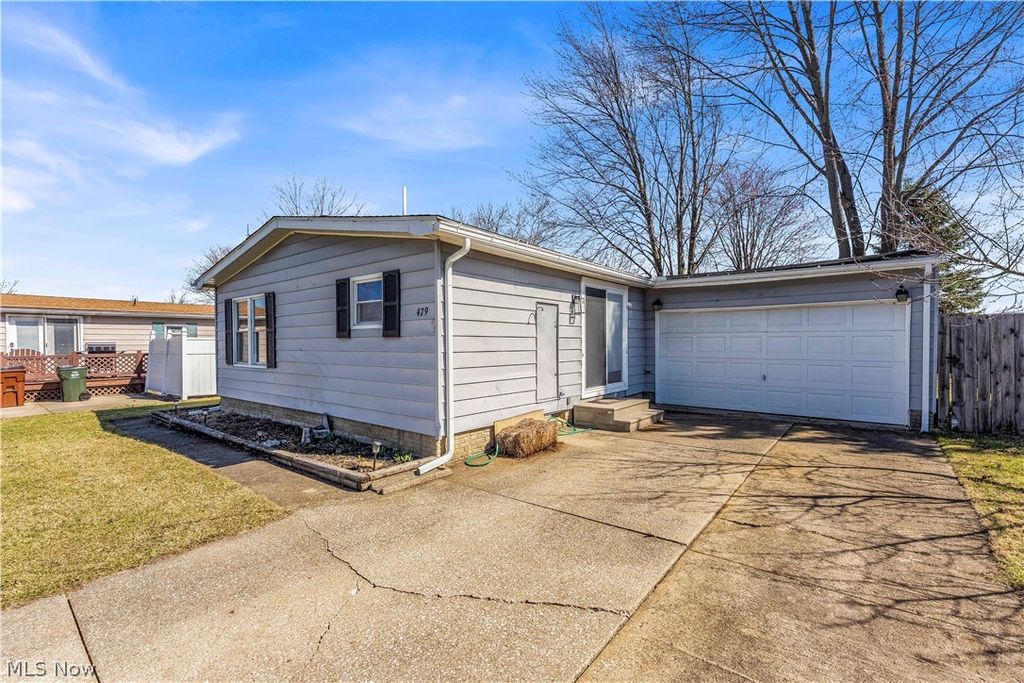 Photo of 479 Stallion Court, LaGrange, OH 44050 (MLS # 5192405)