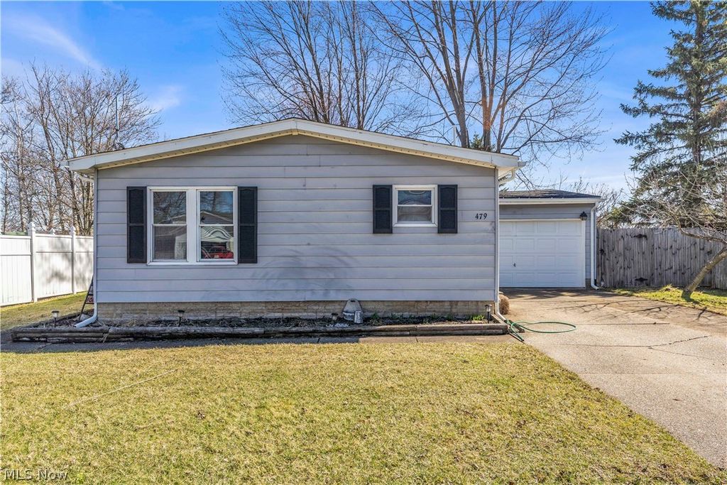 Photo of 479 Stallion Court, LaGrange, OH 44050 (MLS # 5192405)