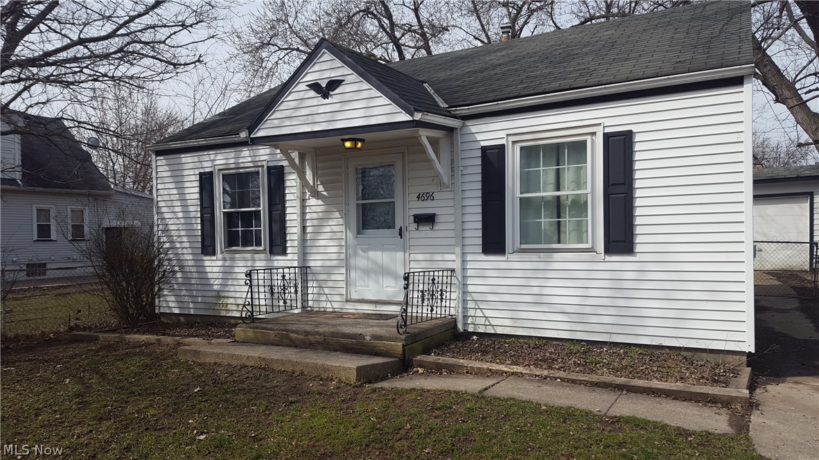 Fresh and cozy ranch-style home available for rent! Features 2 bedrooms, 1 bath, new carpet, new flooring, new paint, new kitchen appliances, mud room with additional storage, large fenced-in backyard with one car garage. Schedule a showing today! Leasing qualifications; good credit, stable employment, monthly income at least 2.5 times the monthly rent and must provide current landlord reference letter. Tenants responsible for utilities, water, sewer, lawn care and snow removal. No Section 8. Pets allowed on case by case basis with additional $25 monthly pet rent.