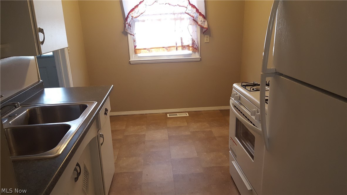 S H Kleinman Realty Cos Glenm - Residential Lease