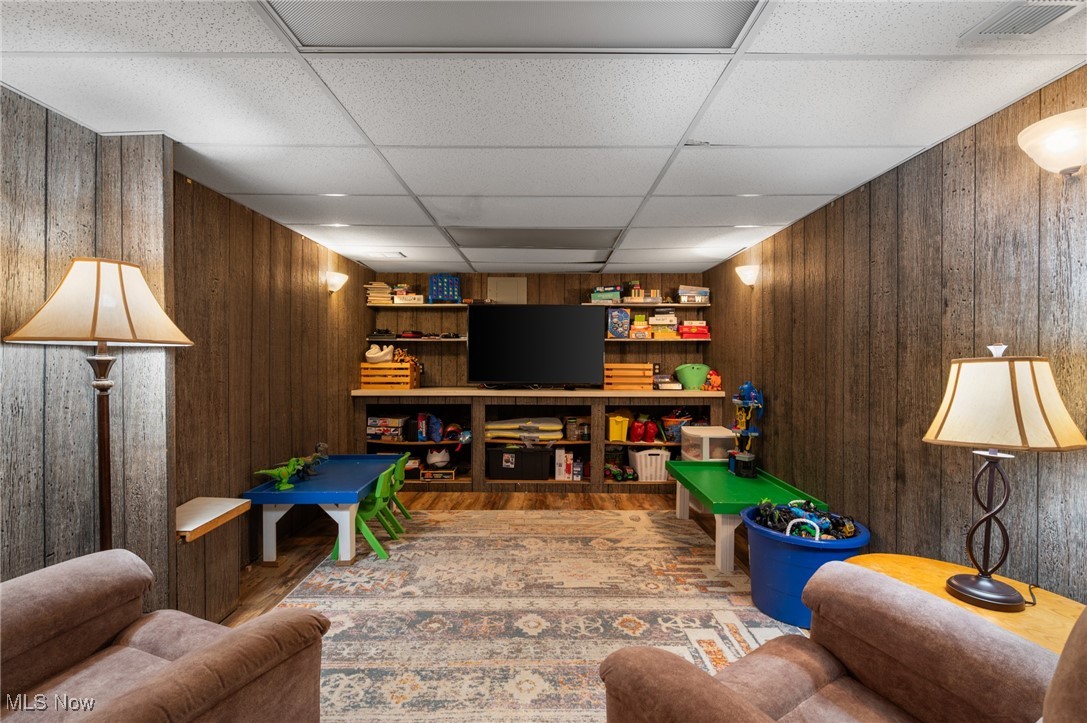 White Gate - Residential